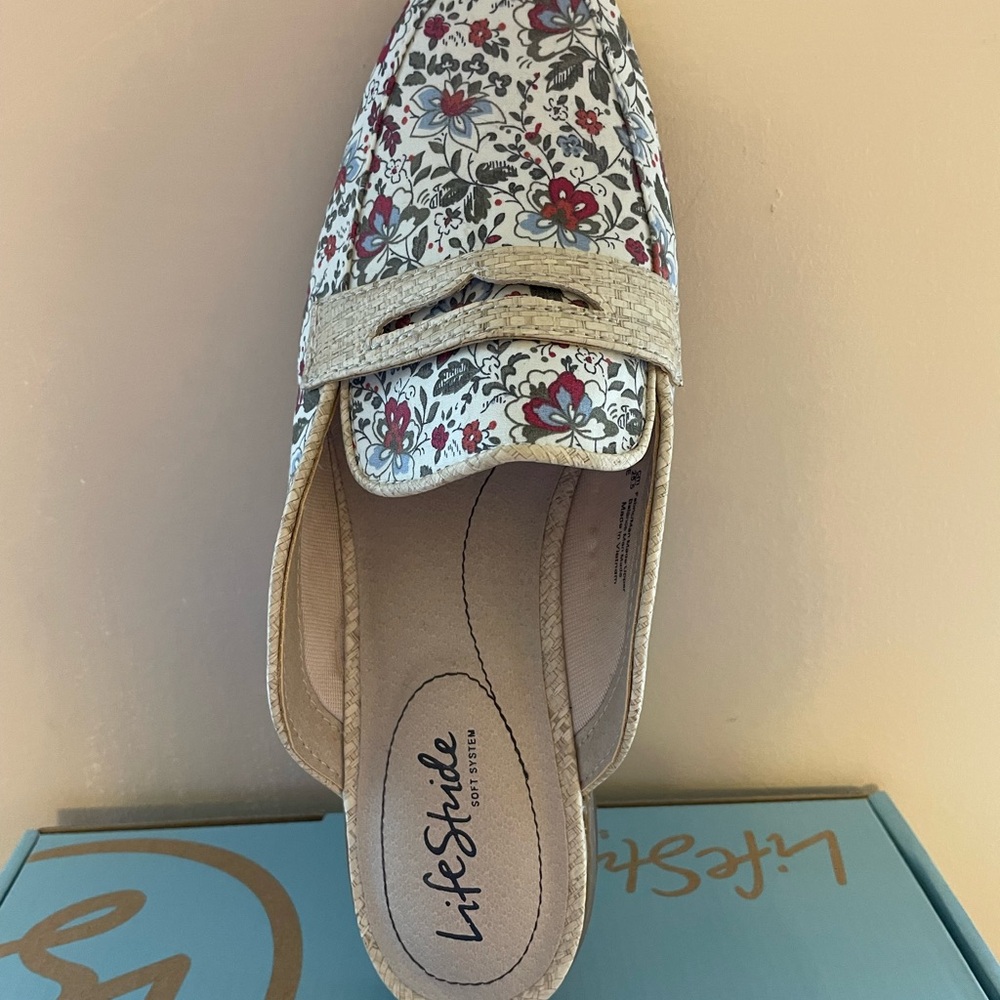 Life Stride Red Multi Margot Mules
